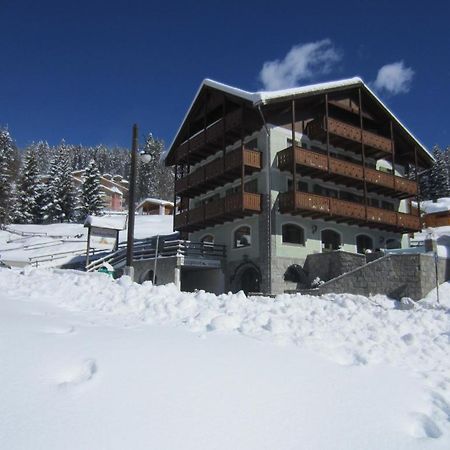 Rta Torre Del Brenta Aparthotel Madonna di Campiglio Luaran gambar